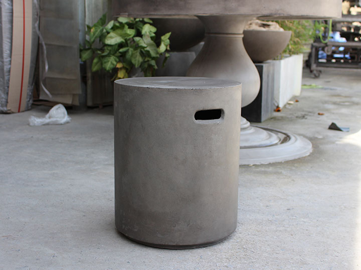 ROUND CONCRETE SIDE TABLE