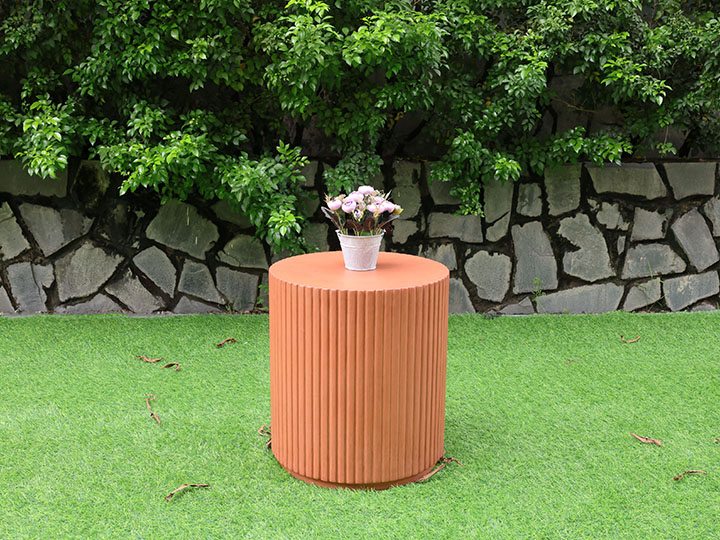 FLUTED ROUND SIDE TABLE 20