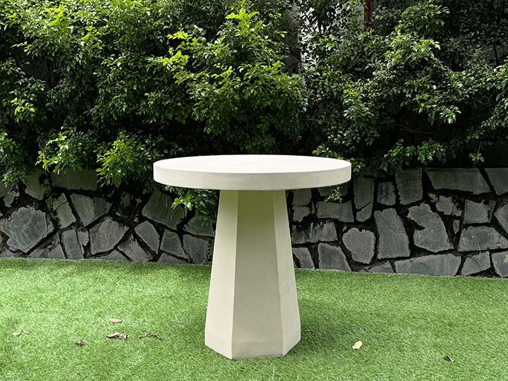 ROUND CONCRETE COFFEE TABLE 31