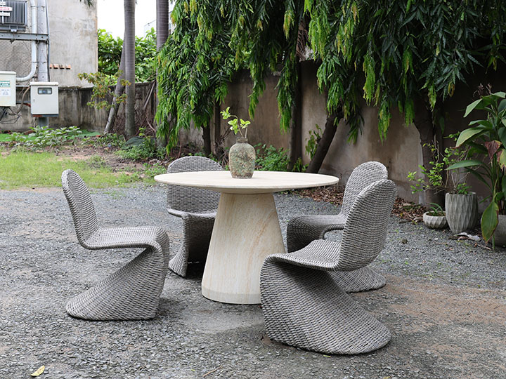 CONICAL BASE ROUND CONCRETE DINING TABLE