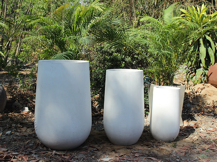 SET OF 3 LUXURY TALL ROUND CONCRETE PLANTERS