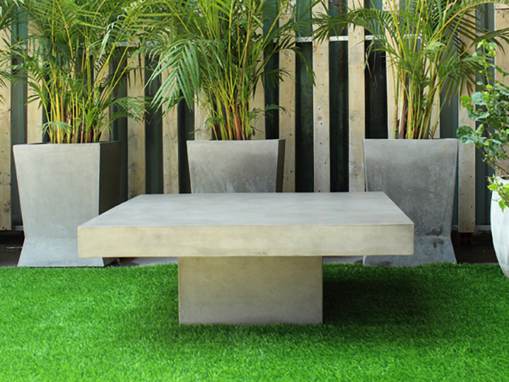 FLOUTING RECTANGULAR CONCRETE COFFE TABLE
