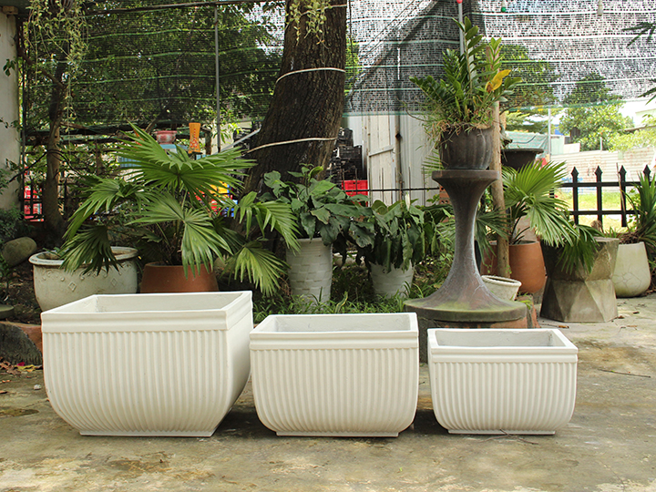 SET OF 3 LUXURY SQUARE CONCRETE PLANTERS WITH STRIPED DESIGN