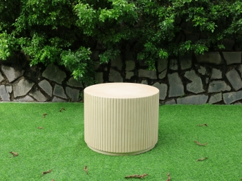 FLUTED ROUND CONCRETE COFFEE TABLE 24