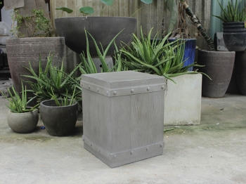 WOODEN CRATE SQUARE CONCRETE SIDE TABLE