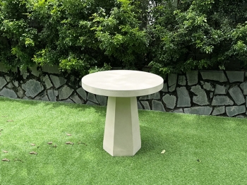 ROUND CONCRETE BISTRO TABLE 31
