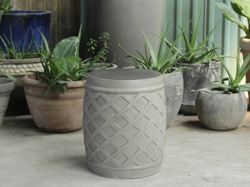 DRUM CONCRETE END TABLE