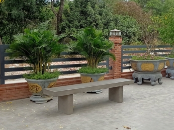 Modernist Concrete Bench 200cm